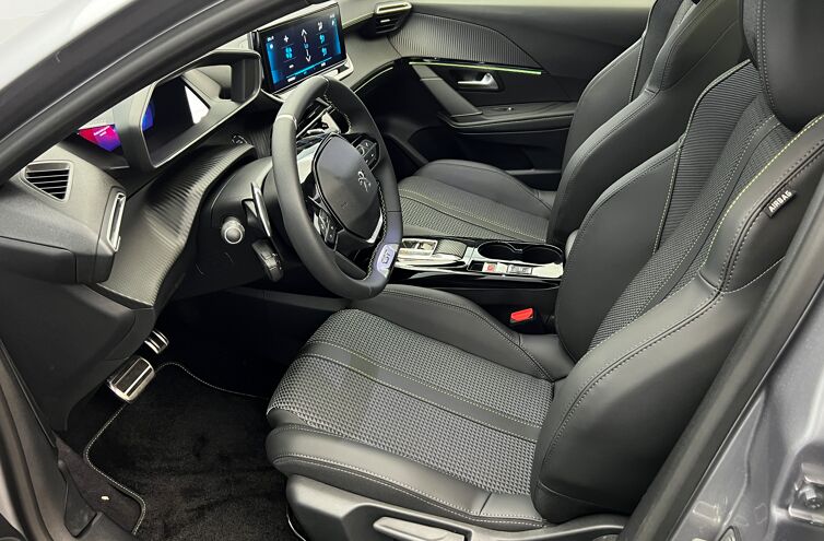 PEUGEOT 208 Citadine Essence