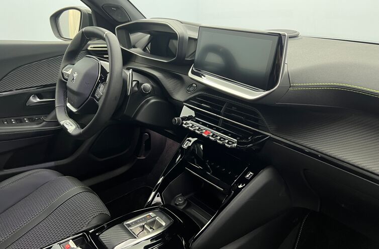 PEUGEOT 2008 SUV Diesel