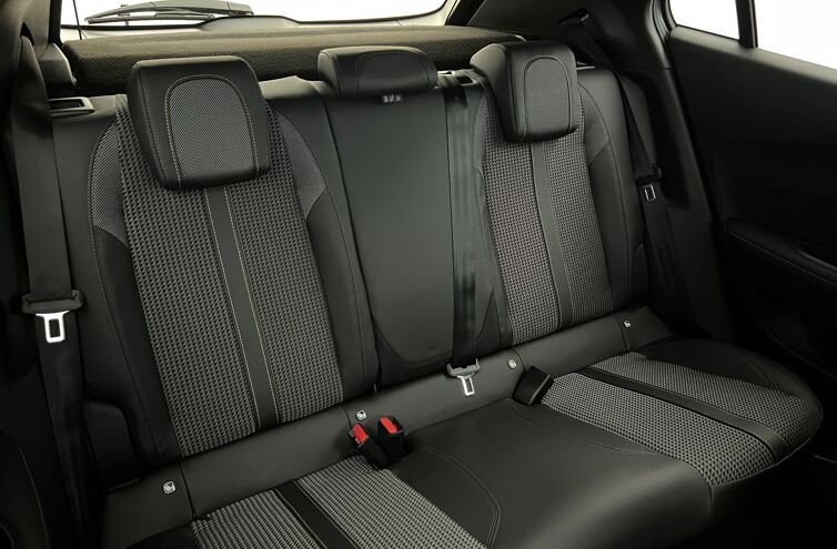 PEUGEOT 2008 SUV Diesel
