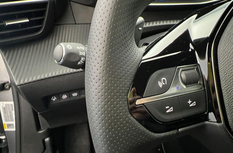 PEUGEOT 2008 SUV Diesel