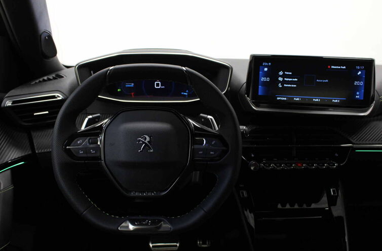 PEUGEOT 2008 SUV Essence