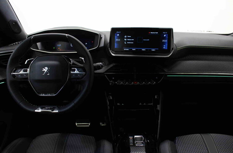 PEUGEOT 2008 SUV Essence