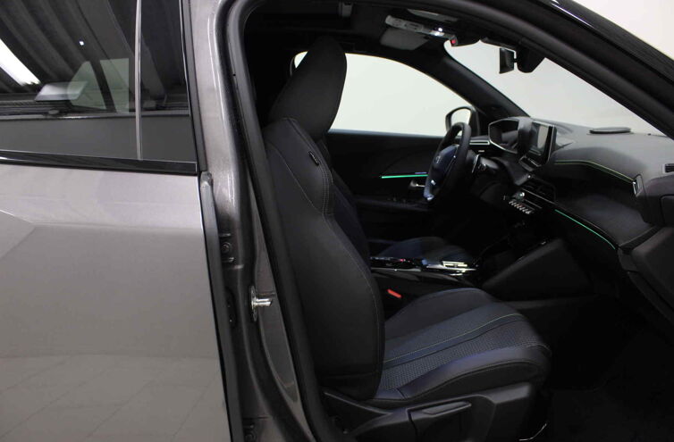 PEUGEOT 2008 SUV Essence
