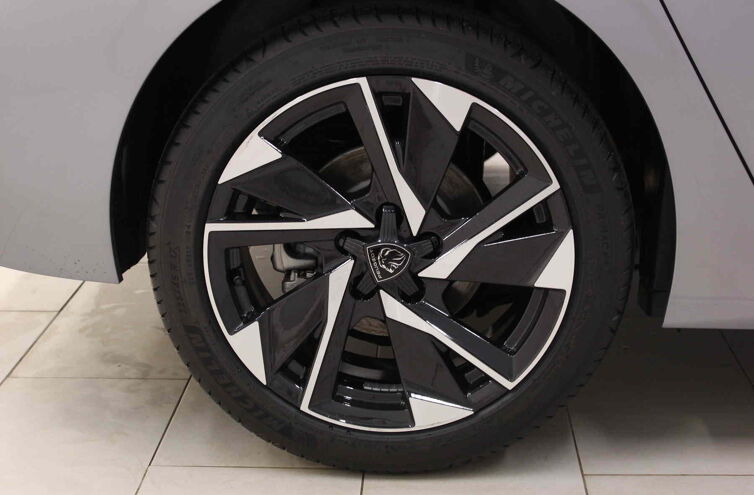 PEUGEOT 308 Nouvelle Berline Diesel