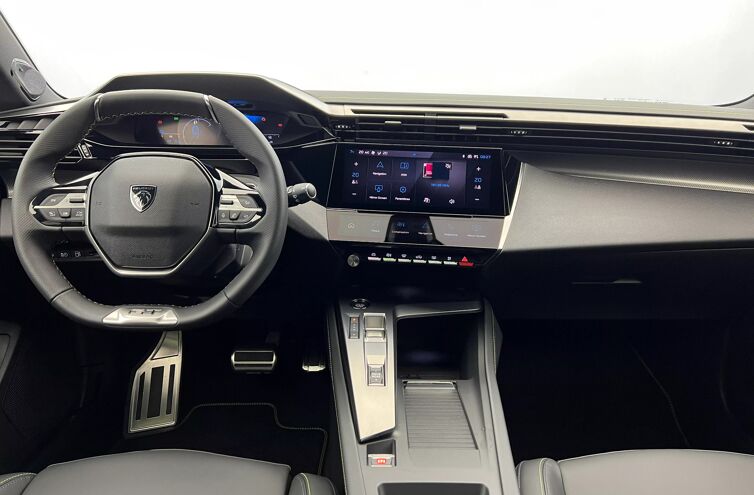 PEUGEOT 308 Berline Hybride rechargeable Essence