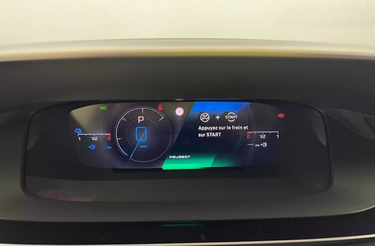 PEUGEOT 308 Berline Hybride rechargeable Essence