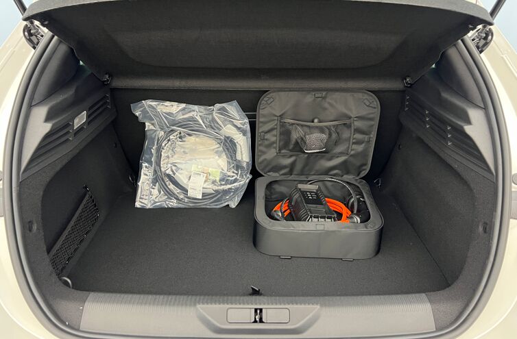 PEUGEOT 308 Berline Hybride rechargeable Essence