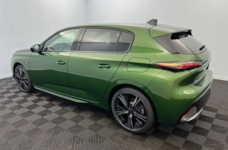 PEUGEOT 308 Berline Hybride rechargeable Essence