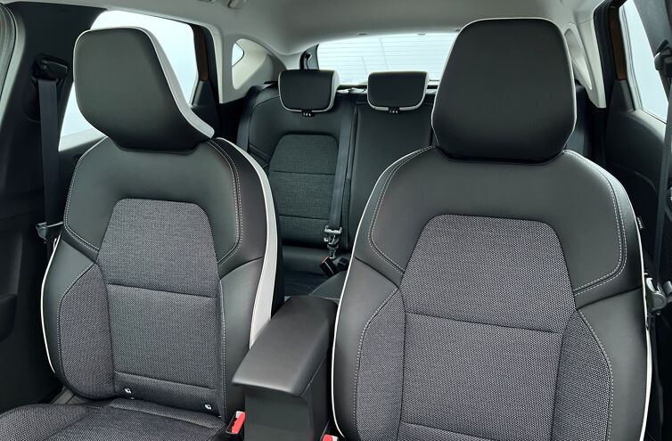 RENAULT Captur SUV Essence