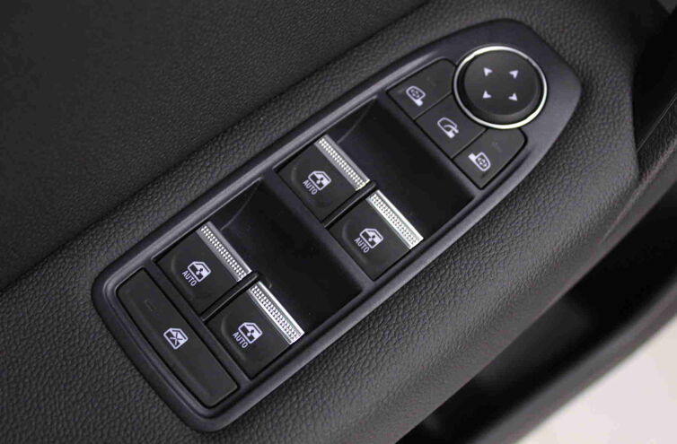 RENAULT Captur SUV Essence Hybride