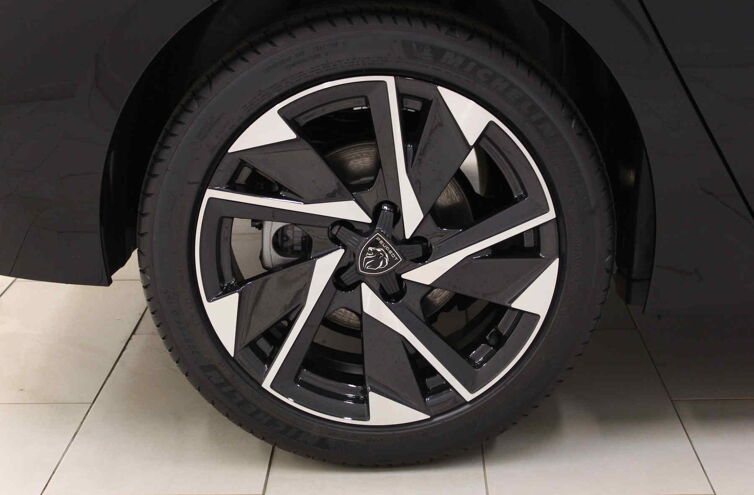 PEUGEOT 308 Berline Diesel