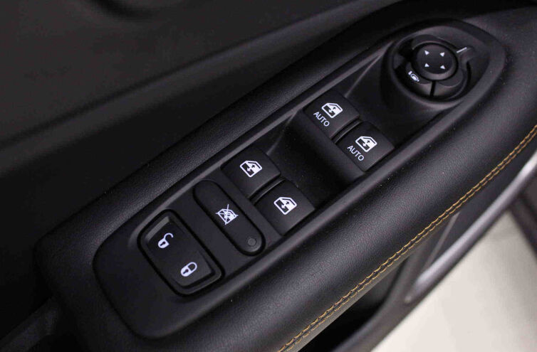 JEEP Compass SUV Hybride rechargeable Essence
