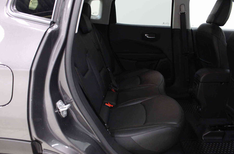 JEEP Compass SUV Hybride rechargeable Essence