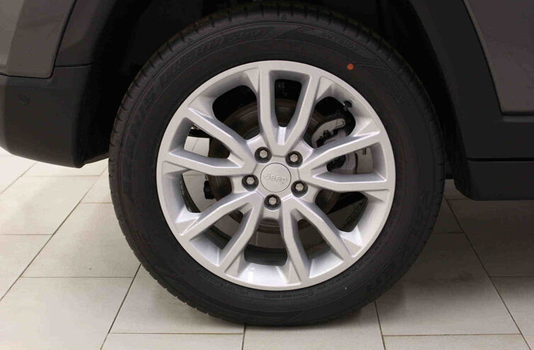 JEEP Compass SUV Hybride rechargeable Essence