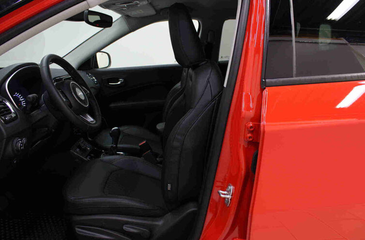 JEEP Compass SUV Hybride rechargeable Essence