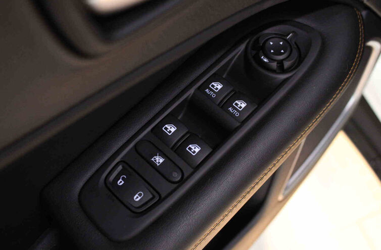 JEEP Compass SUV Hybride rechargeable Essence