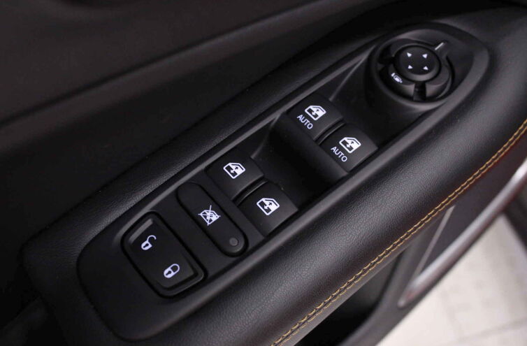 JEEP Compass SUV Hybride rechargeable Essence