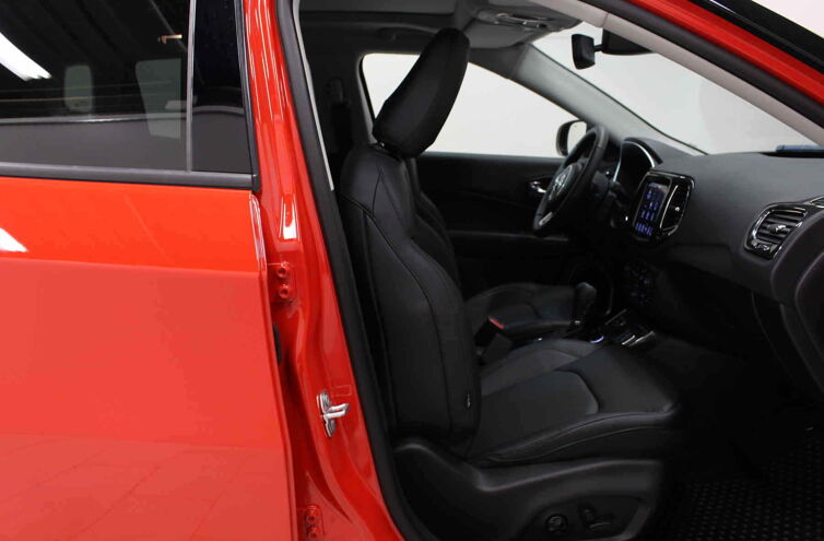 JEEP Compass SUV Hybride rechargeable Essence