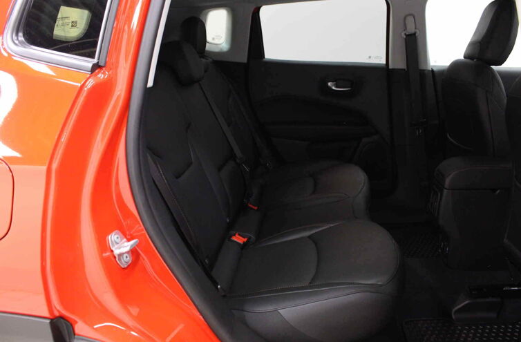 JEEP Compass SUV Hybride rechargeable Essence