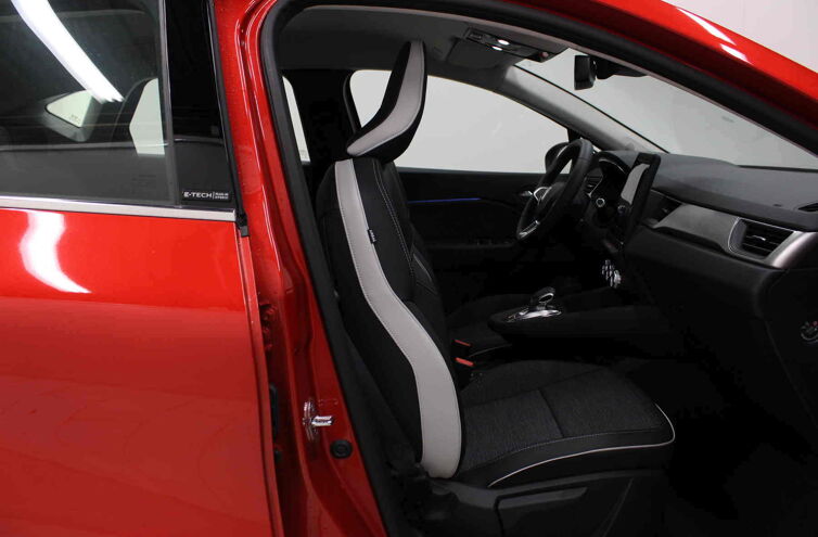 RENAULT Captur SUV Essence Hybride rechargeable