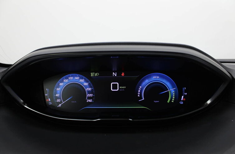 PEUGEOT 3008 SUV Hybride rechargeable Essence