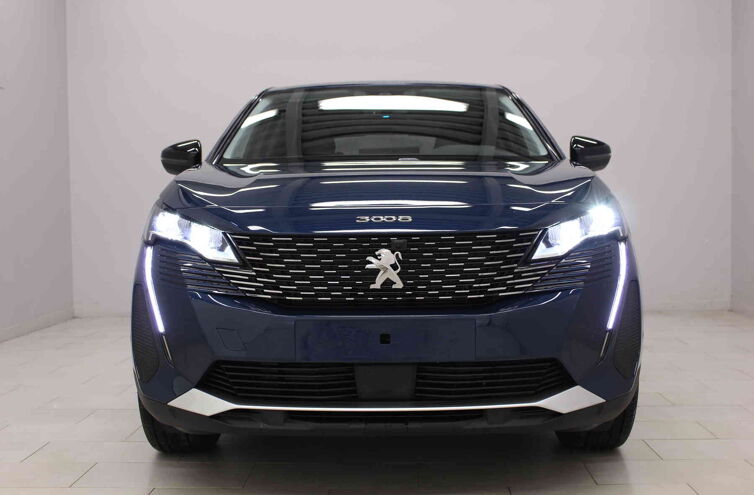 PEUGEOT 3008 SUV Hybride rechargeable Essence