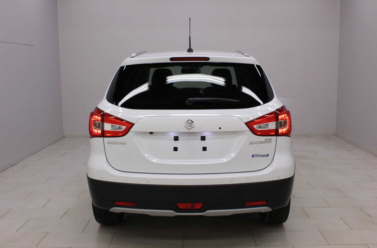 SUZUKI S-Cross SUV Hybride Essence
