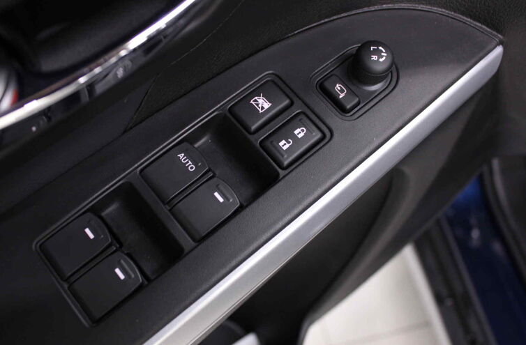 SUZUKI S-Cross SUV Hybride Essence