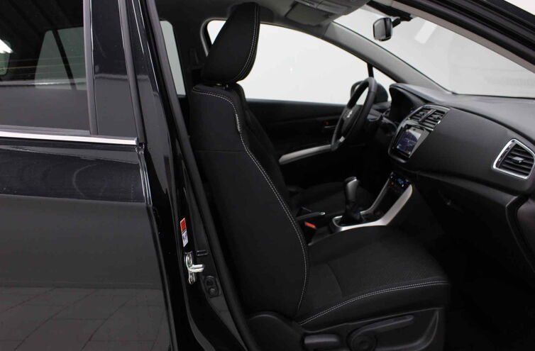 SUZUKI S-Cross SUV Hybride Essence