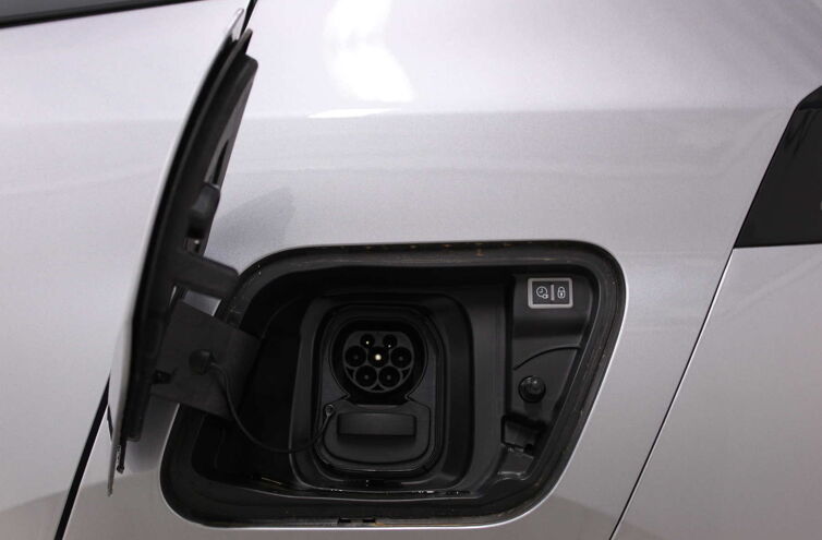 PEUGEOT 2008 SUV Electrique