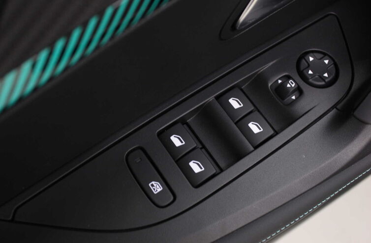 PEUGEOT 2008 SUV Electrique