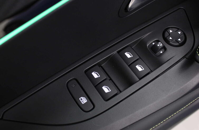 PEUGEOT 2008 SUV Electrique