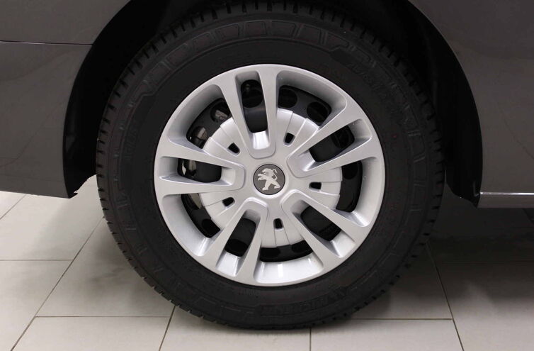 PEUGEOT e-Traveller Monospace Electrique