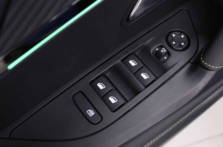 PEUGEOT 2008 SUV Electrique