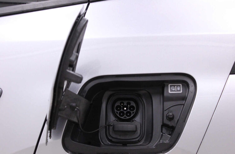 PEUGEOT 2008 SUV Electrique