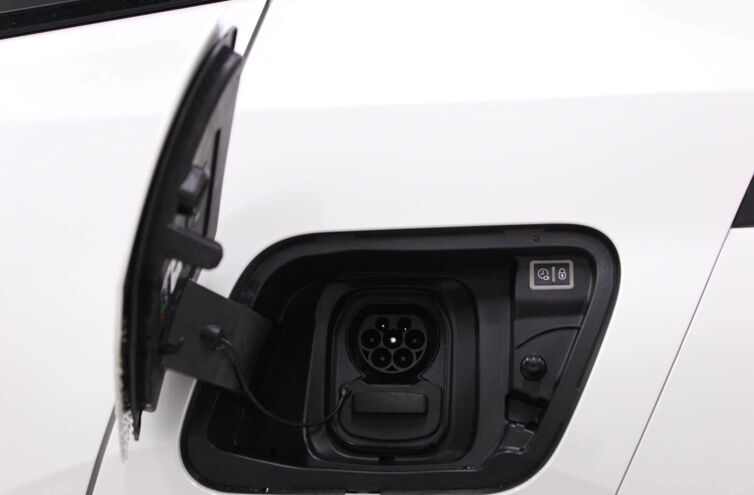 PEUGEOT 2008 SUV Electrique