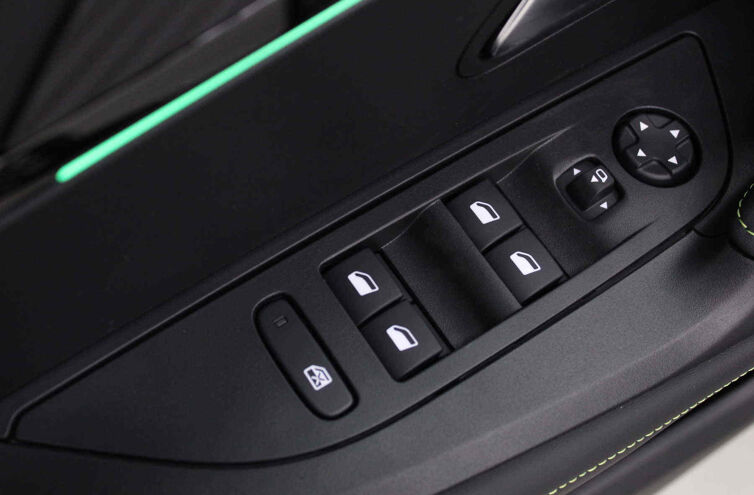 PEUGEOT 2008 SUV Electrique