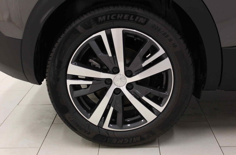 PEUGEOT 3008 SUV Diesel