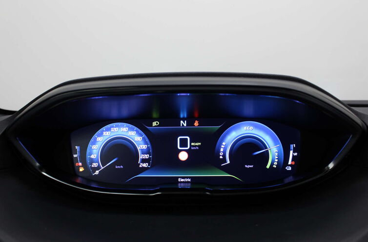 PEUGEOT 3008 SUV Hybride rechargeable Essence