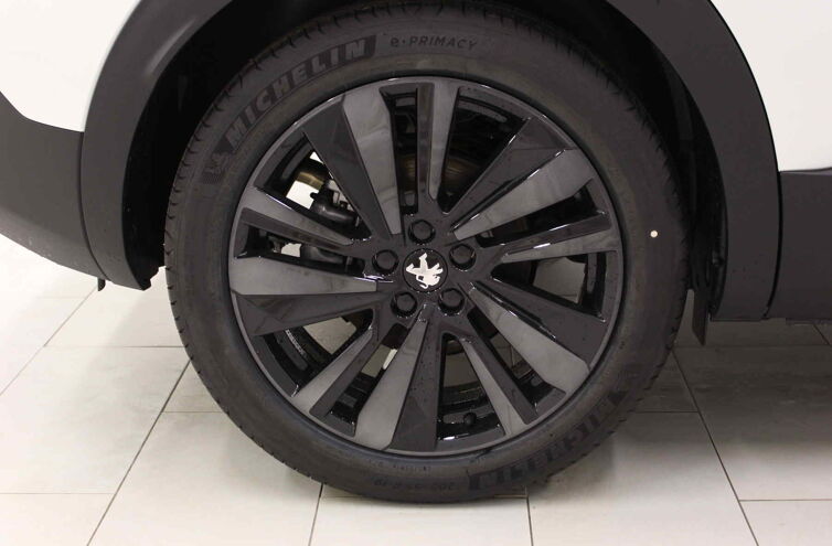 PEUGEOT 3008 SUV Hybride rechargeable Essence