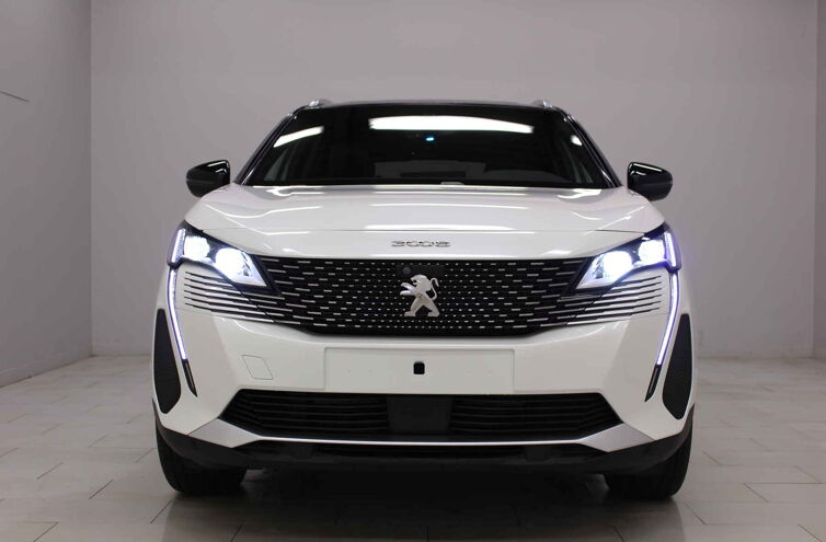 PEUGEOT 3008 SUV Hybride rechargeable Essence