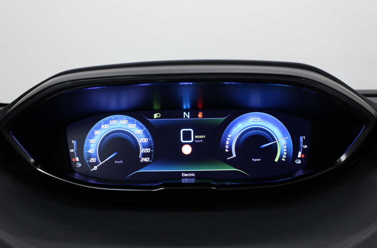 PEUGEOT 3008 SUV Hybride rechargeable Essence