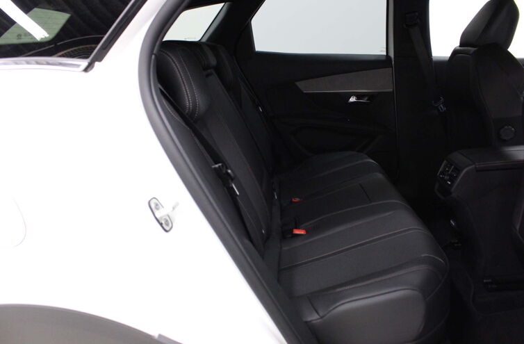 PEUGEOT 3008 SUV Hybride rechargeable Essence