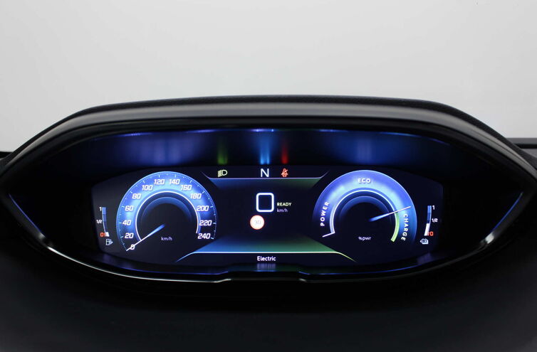 PEUGEOT 3008 SUV Hybride rechargeable Essence