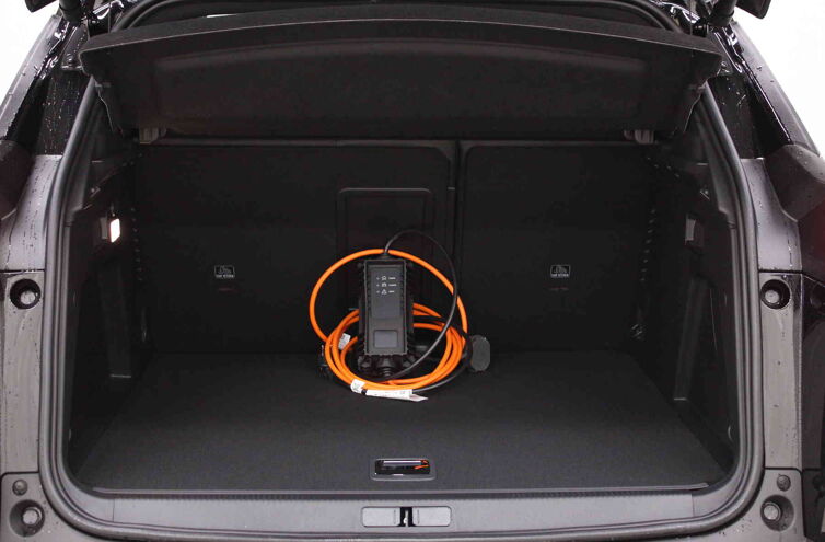 PEUGEOT 3008 SUV Hybride rechargeable Essence