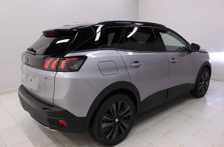 PEUGEOT 3008 SUV Hybride rechargeable Essence