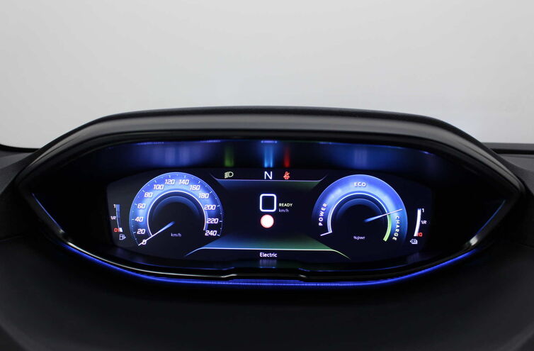 PEUGEOT 3008 SUV Hybride rechargeable Essence