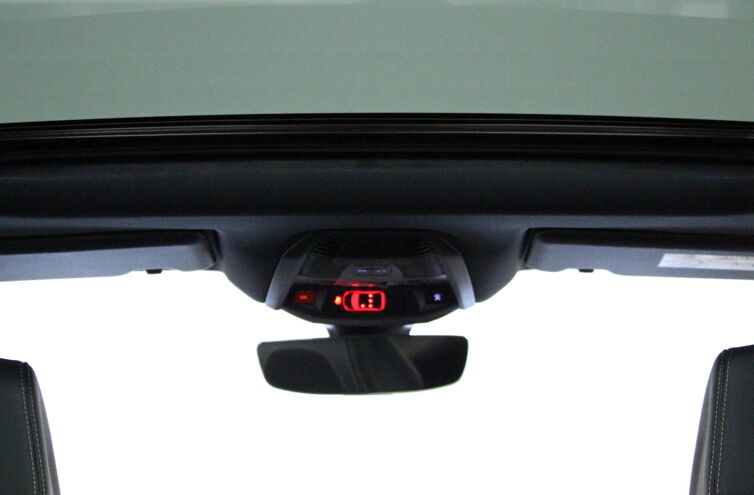 PEUGEOT 3008 SUV Hybride rechargeable Essence