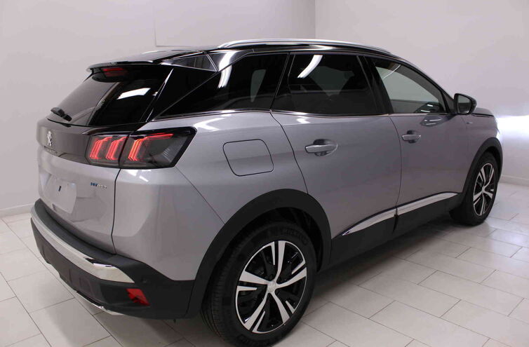 PEUGEOT 3008 SUV Hybride rechargeable Essence