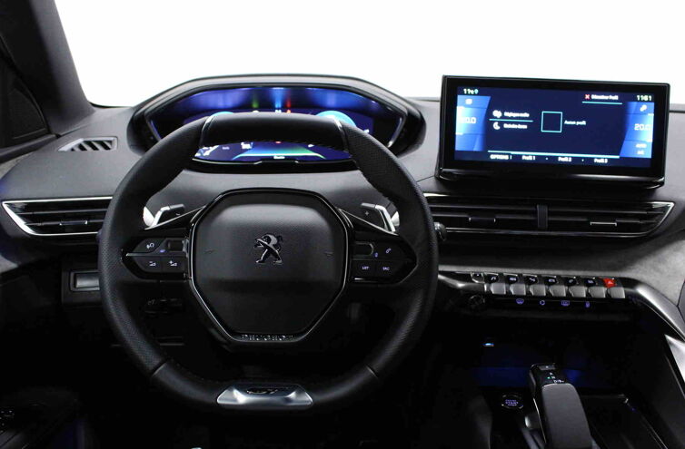 PEUGEOT 3008 SUV Hybride rechargeable Essence